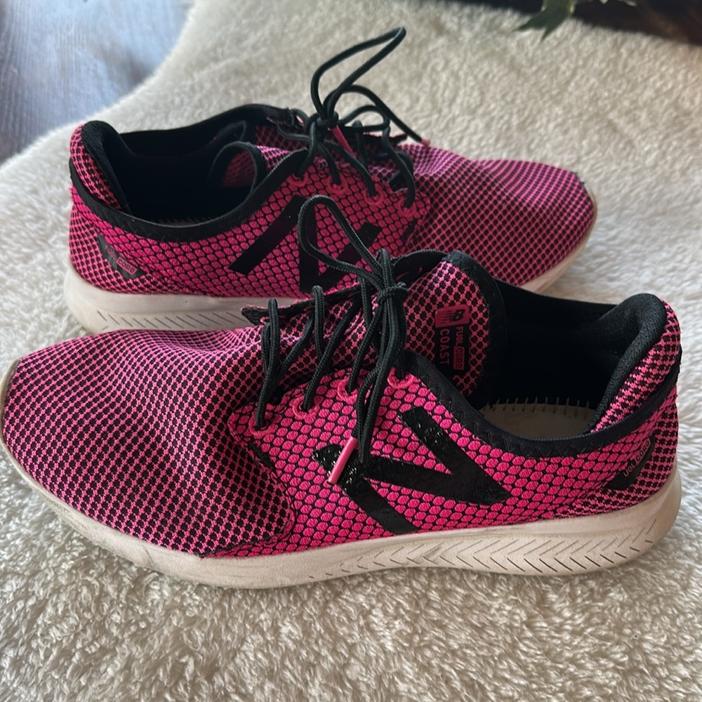 New balance shoes